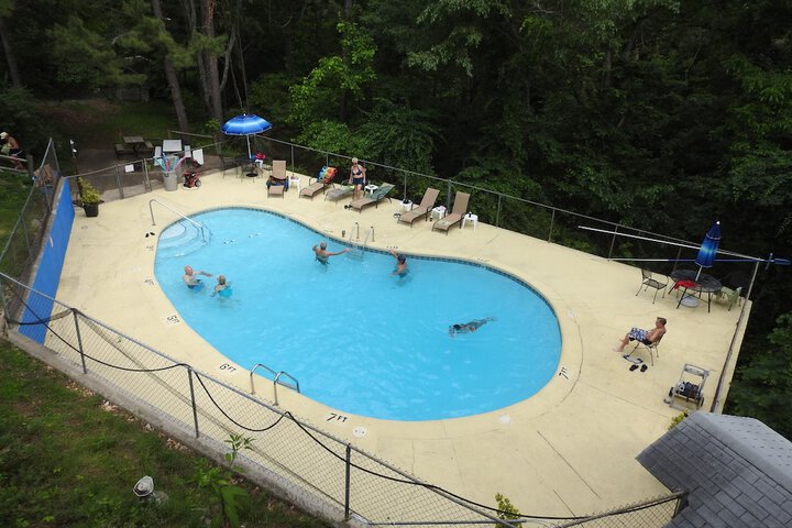 Pool 2 of 44