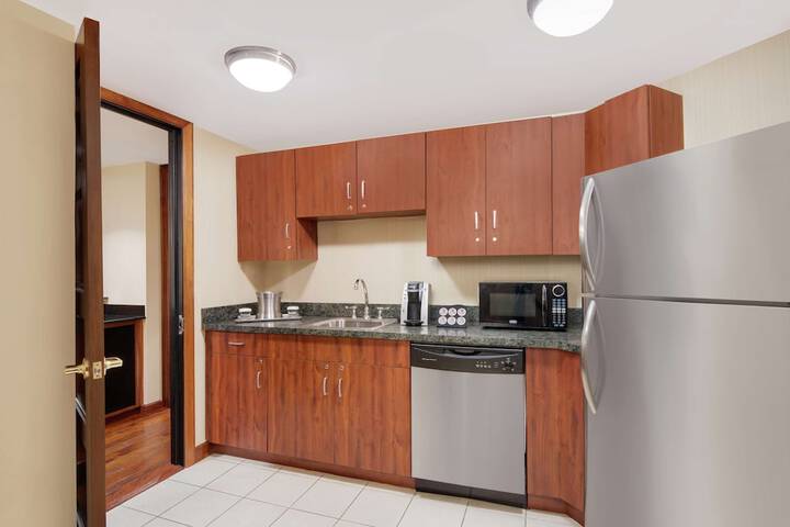 DoubleTree by Hilton Stamford