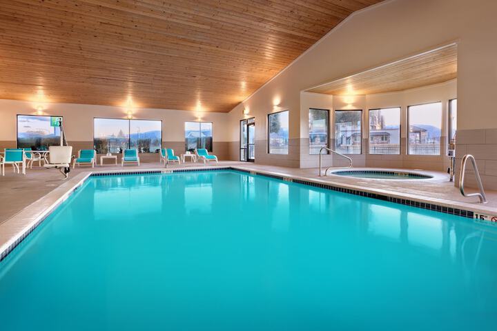Pool 9 of 34