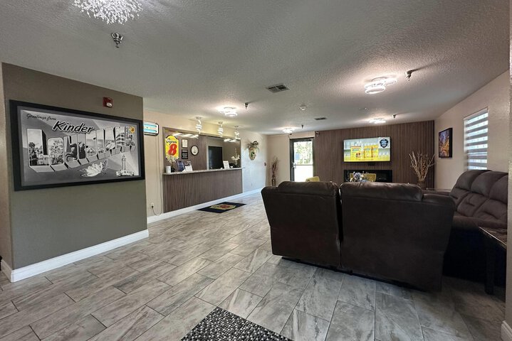 Super 8 by Wyndham Kinder / Coushatta near Casino