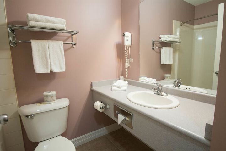 Room 13 of 22
