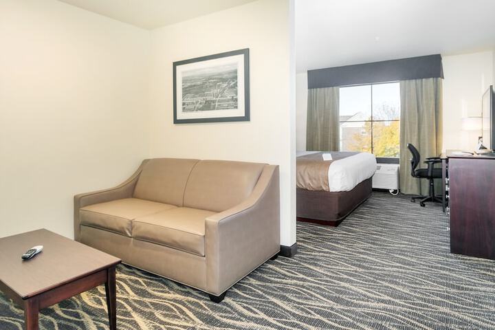 Cobblestone Hotel and Suites Janesville