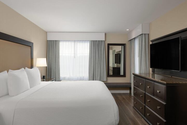 La Quinta Inn & Suites by Wyndham Paso Robles