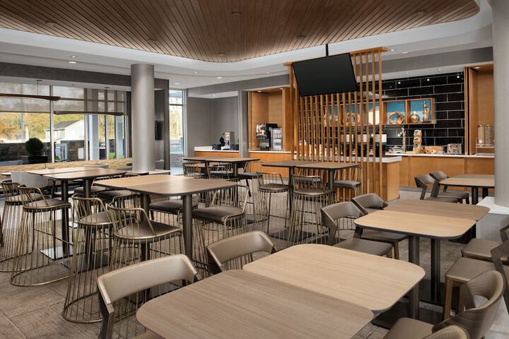 Breakfast/Coffee Service 39 of 41