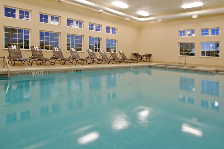 Pool 6 of 27