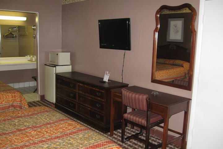 Room 17 of 20