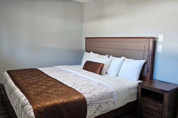 Olympic Suites Inn