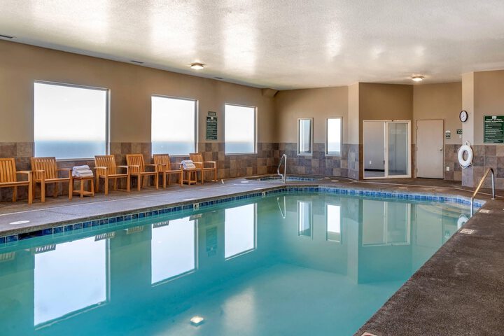 Elizabeth Oceanfront Suites an Ascend Collection Hotel