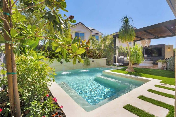 atmarbella Lane - Stylish Dream Home in RMV w / Pool