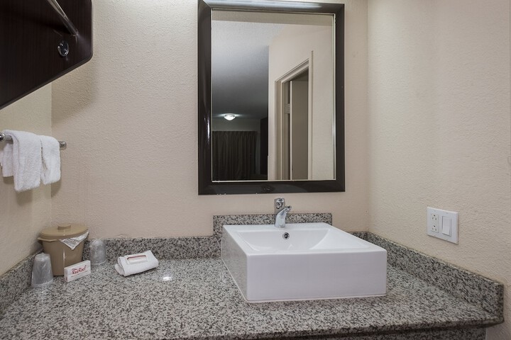 Room 18 of 25