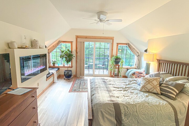 Room 16 of 26