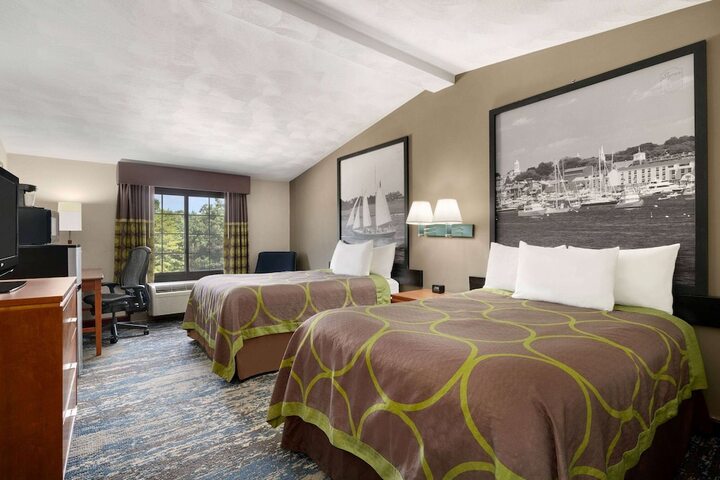 Room 22 of 27