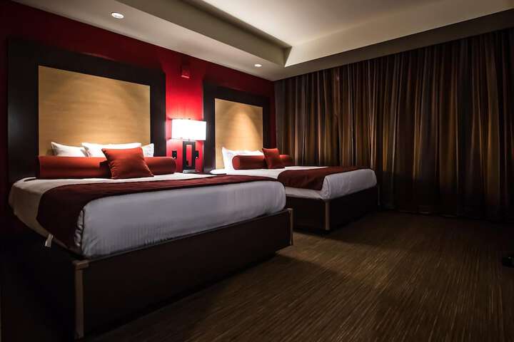 Room 13 of 44
