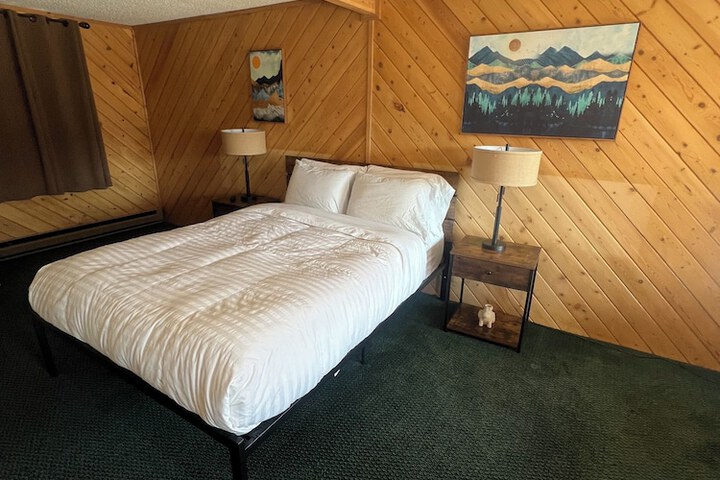 Room 23 of 70