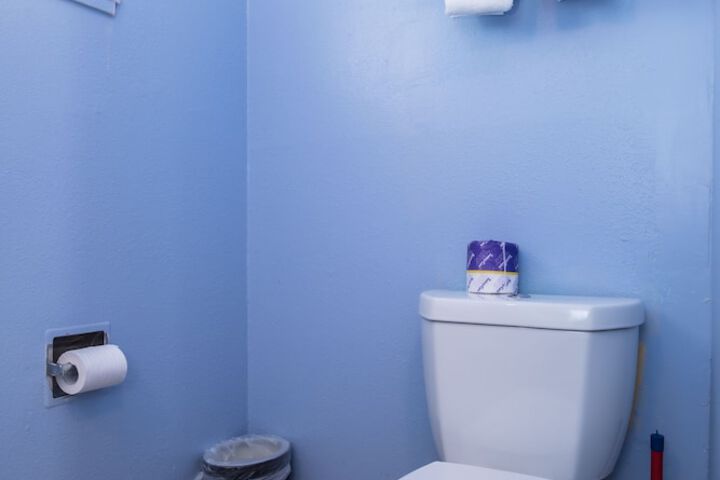 Room 75 of 92