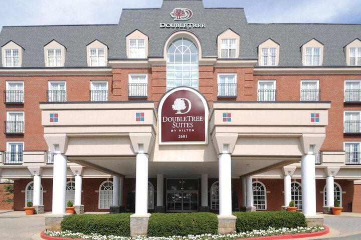 Hotel 2 of 75