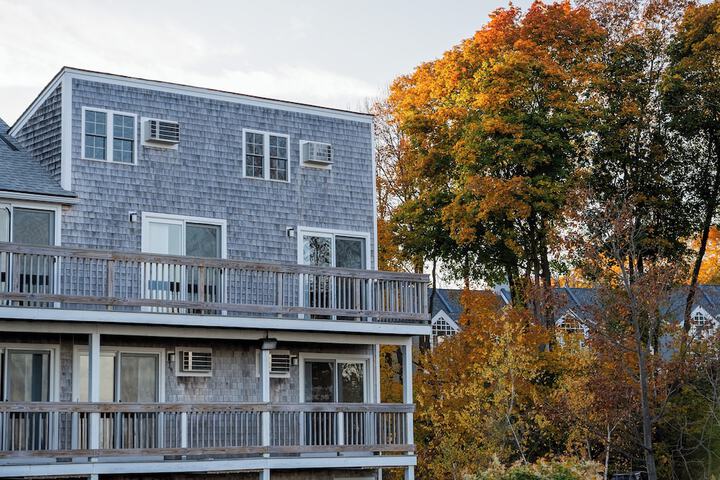 Aspinquid Resort
