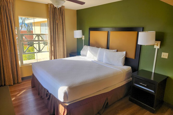 Room 21 of 26