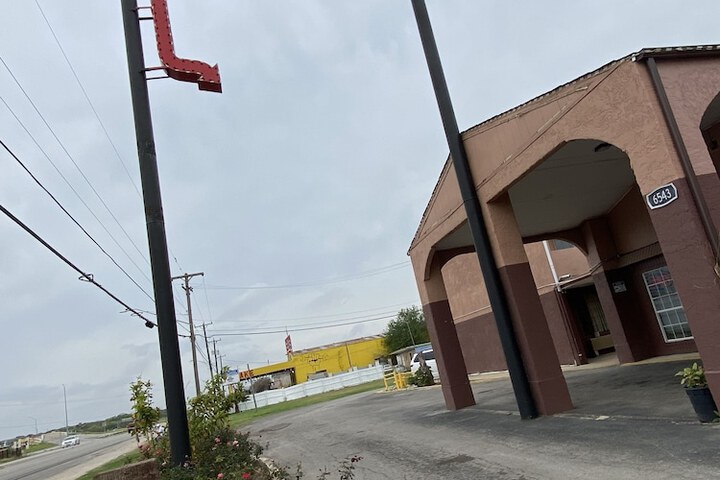 Property Grounds 14 of 15