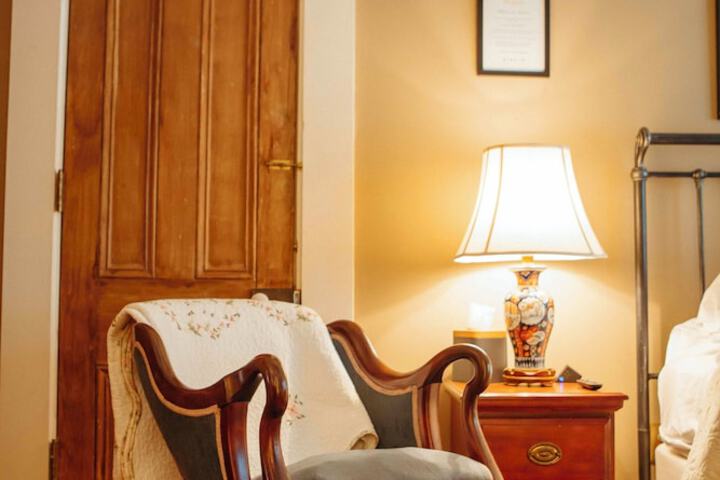 Room 123 of 147