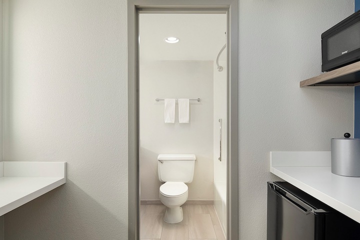 Holiday Inn Express Dallas Medical-Market Center by IHG