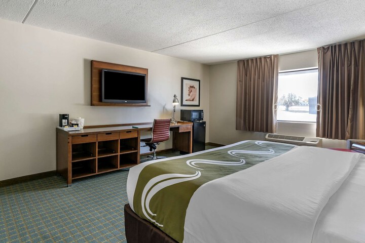Room 13 of 46