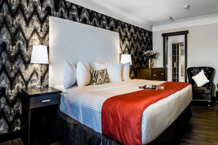 Room 28 of 89