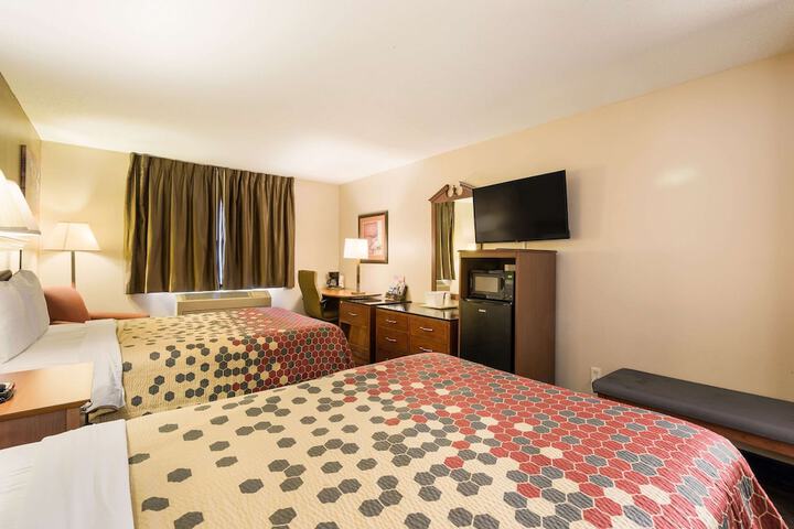 Room 14 of 48