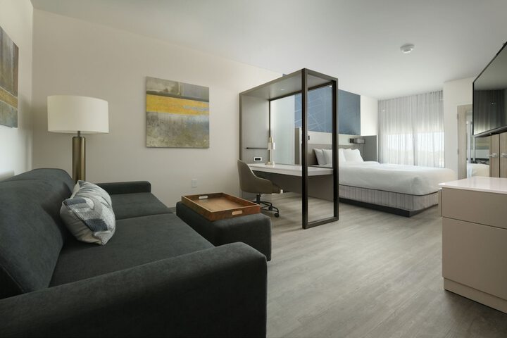 Room 12 of 35