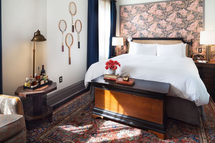 Room 14 of 27