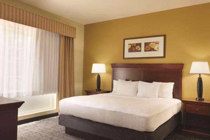Room 12 of 21