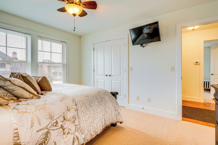 Spacious South Bend Home - Walk to Notre Dame!
