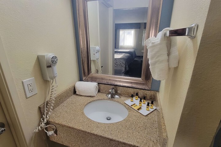 SureStay Hotel by Best Western Chula Vista San Diego Bay