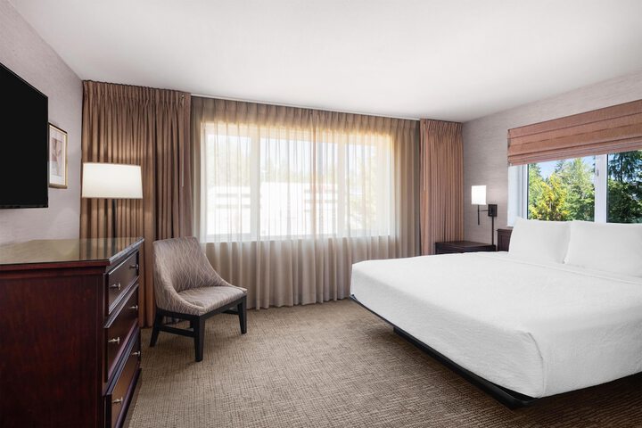 Eastgate Hotel BW Signature Collection