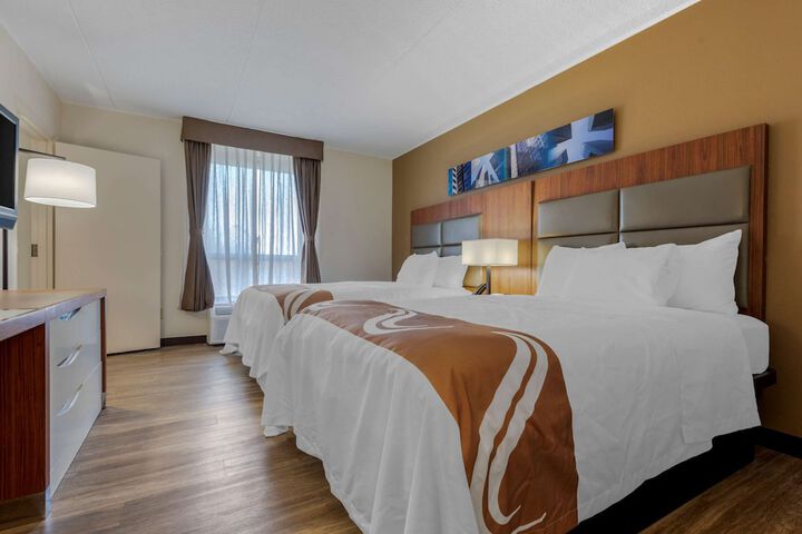 Room 30 of 40