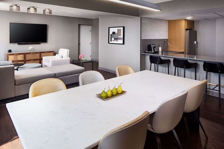 Room 16 of 31