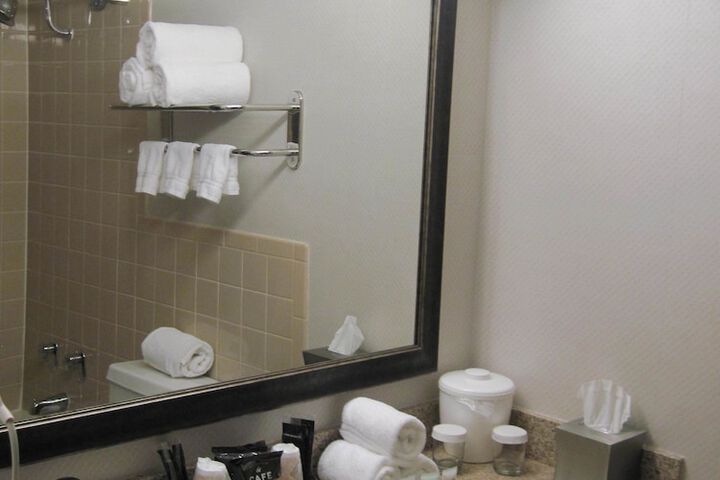 Kingston Regency Inn