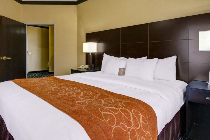 Comfort Suites Lake Ray Hubbard