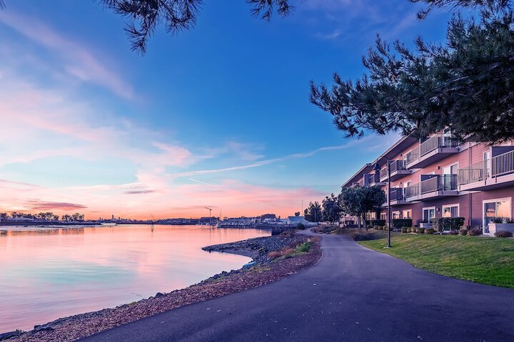 Best Western Plus Bayside Hotel