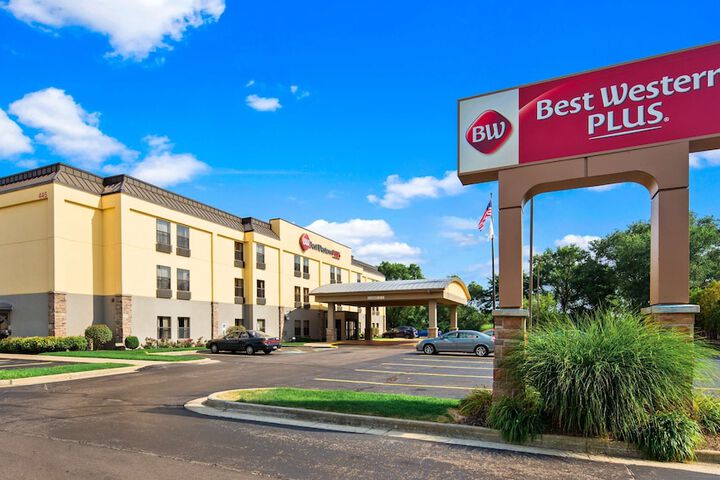 Hotel 1 of 32