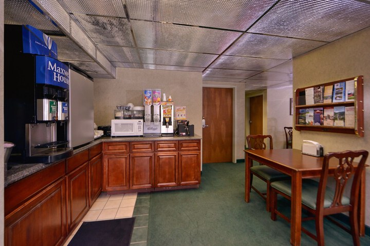 Nations Inn