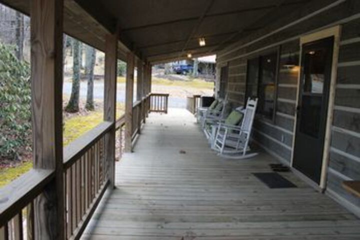 Riverside Log Cabins