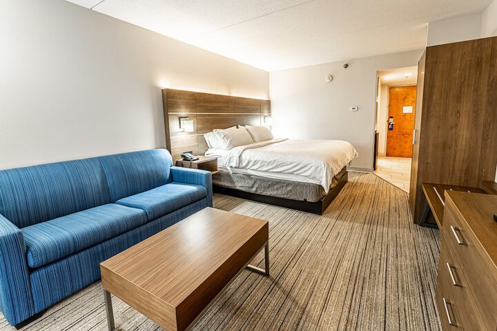 Room 29 of 63