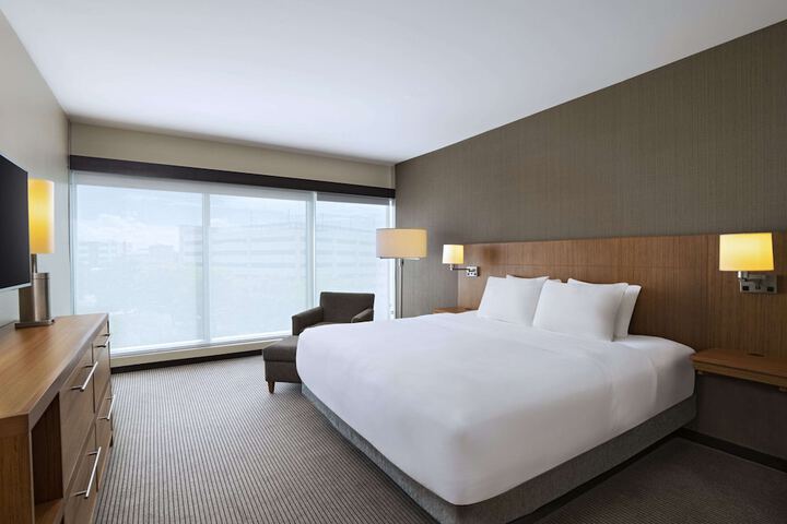 Hyatt Place Greensboro / Downtown