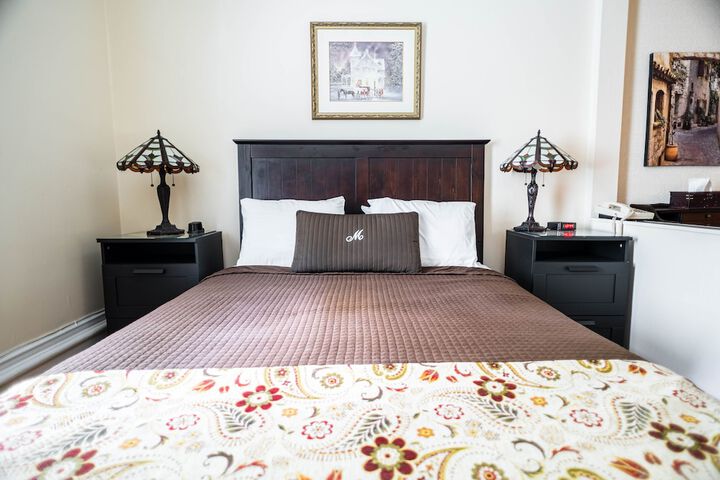 Room 125 of 140