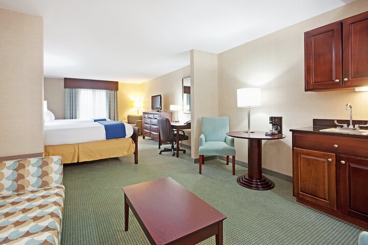 Room 55 of 80