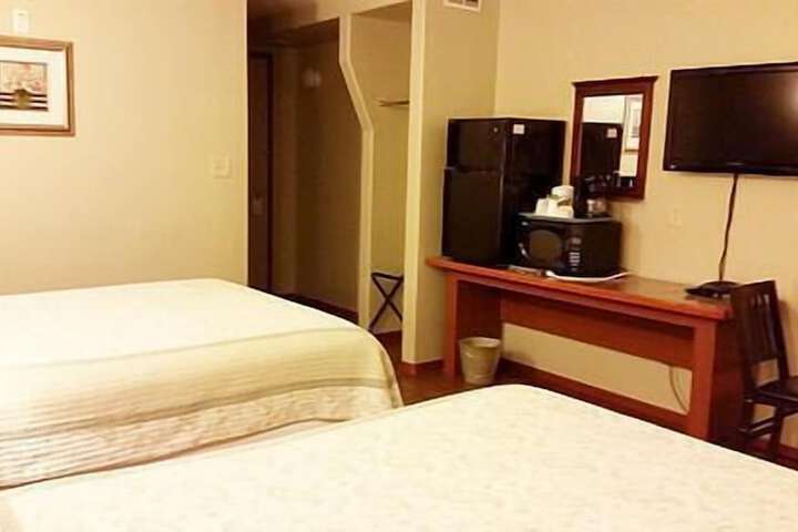 Room 13 of 29