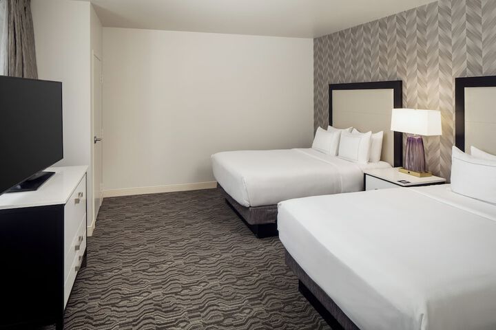 Room 32 of 45