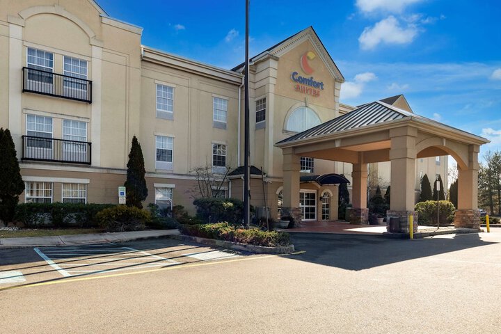 Hotel 4 of 49