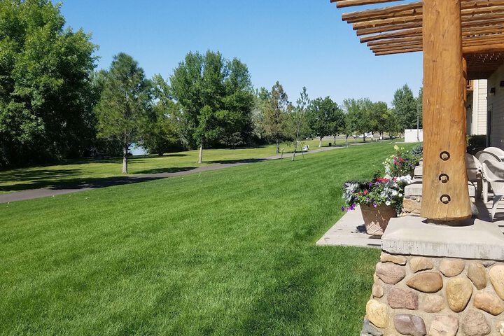 Best Western Plus Riverfront Hotel & Suites